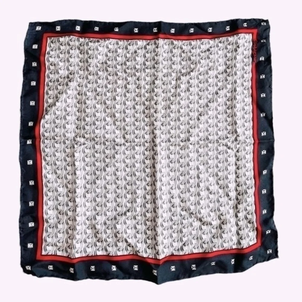 Love Express Black White Red Chain Print Silk Bandana Scarf 16